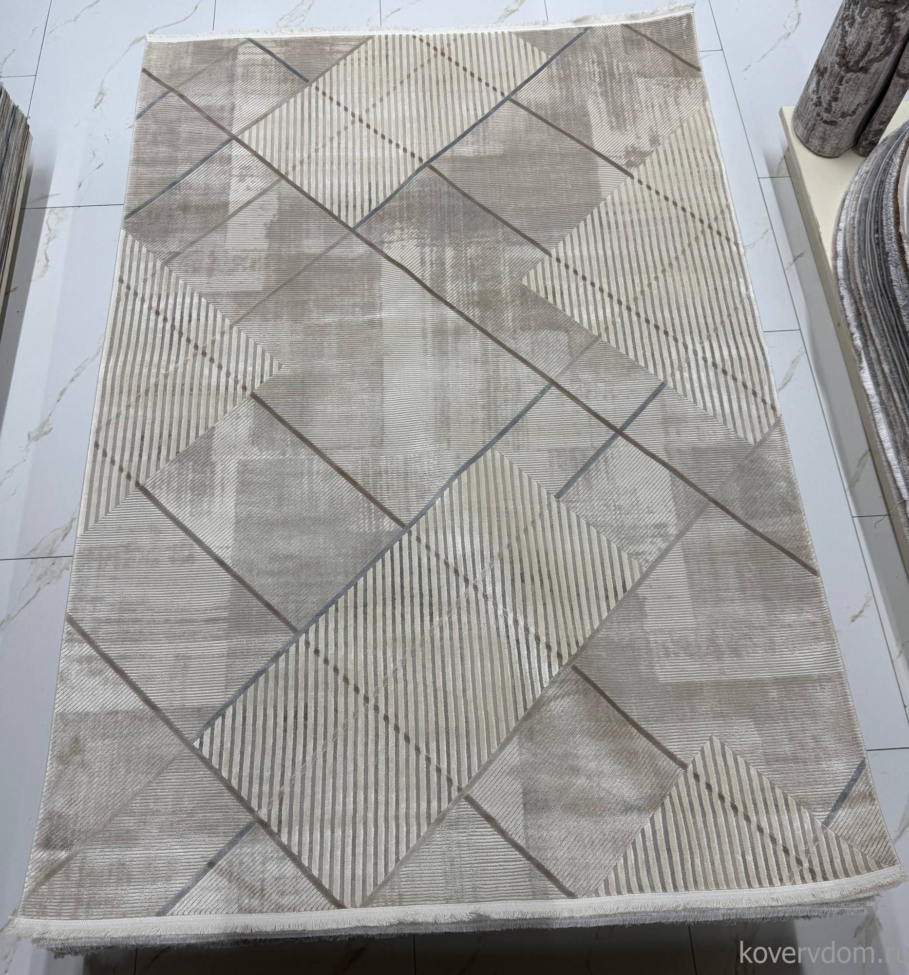 Ковер EMPEROS OLIMPOS A495AP L.BEIGE / GREY